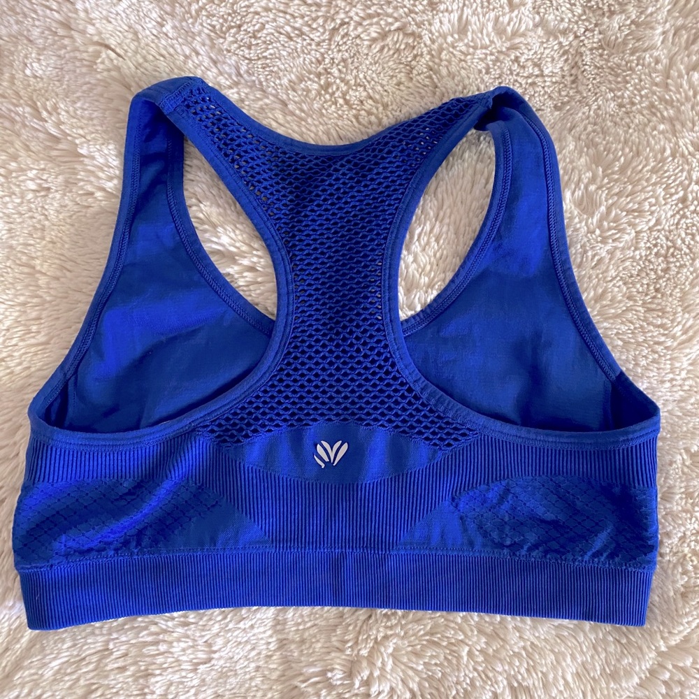 Sports bra - Picture 2 of 2